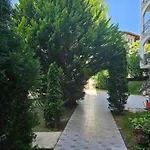 Sea Garden 圣弗拉斯